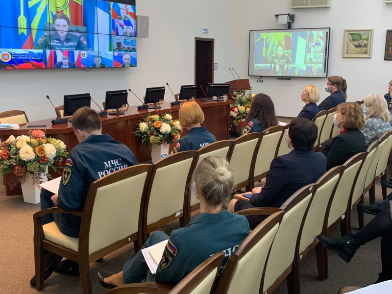 III Всероссийский съезд психологов силовых структур прошёл в Центре экстренной психологической помощи МЧС России