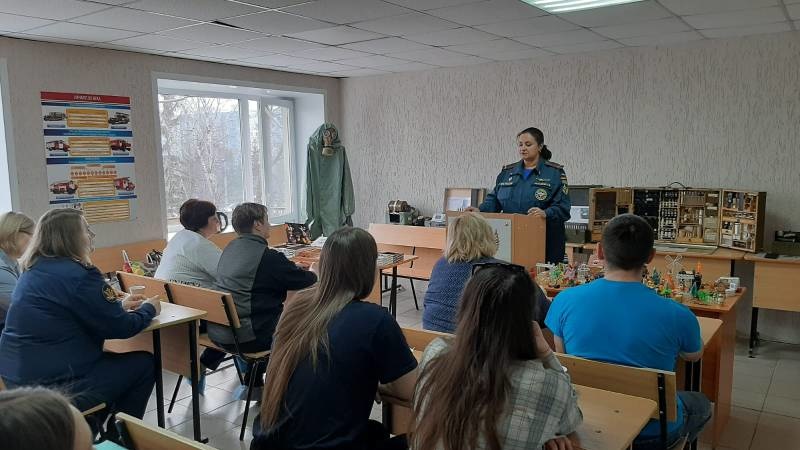 Пензенские специалисты РСЧС и волонтеры приняли участие  в семинаре-практикуме