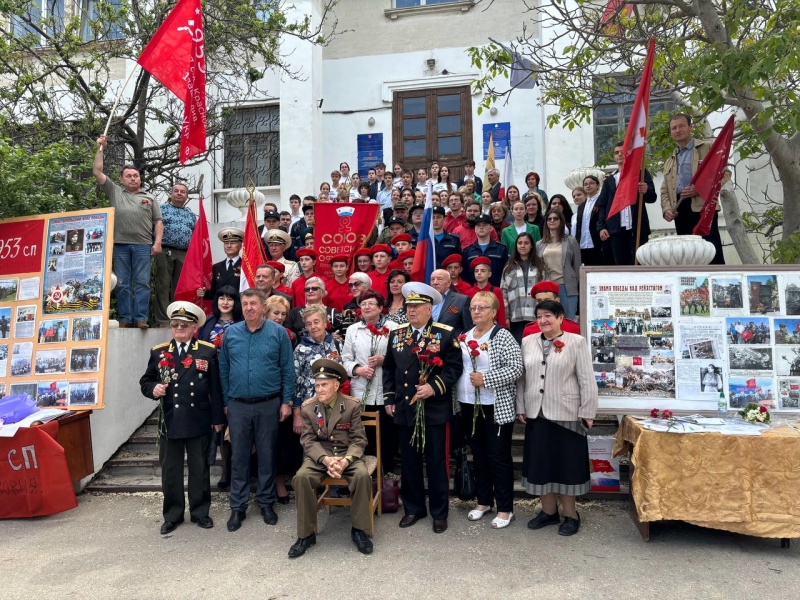 Психологи Крымского филиала приняли участие в памятном мероприятии, посвященном Дню Победы
