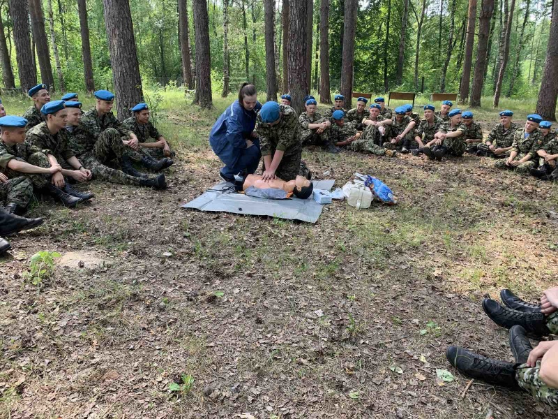 Специалисты Приволжского филиала провели занятия с участниками Юнармейского подросткового военно-патриотического лагеря  «Хочу стать десантником»