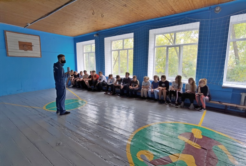 Психологи Южного филиала провели занятия, приуроченные Дню Гражданской обороны со школьниками г. Ростов-на-Дону.