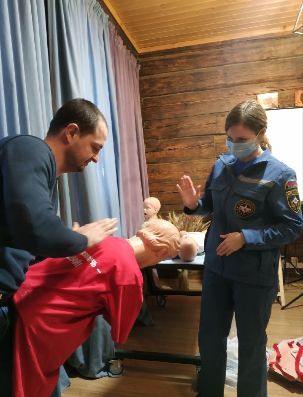 Добровольцы Православной Службы Милосердия продолжили обучаться первой помощи