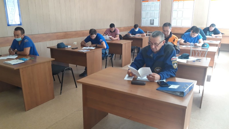 Психологи Сибирского филиала проводят занятия для спасателей Южной Сибири и Республики Тывы