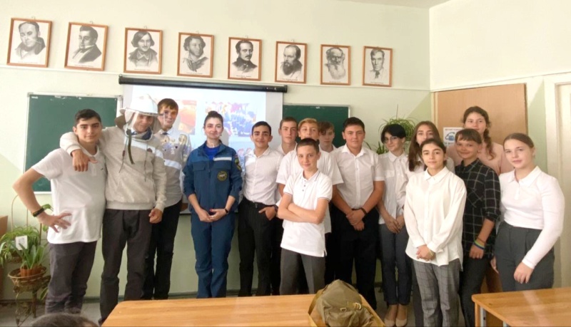 Специалисты Северо-Кавказского филиала провели  «Уроки мужества» для учащихся старших классов школ  Кавказских Минеральных Вод