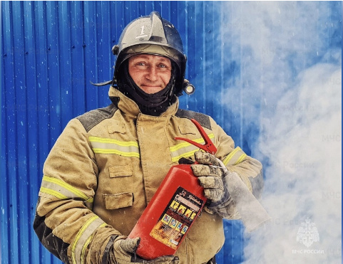 МЧС России напоминает жителям о необходимости проверки огнетушителей