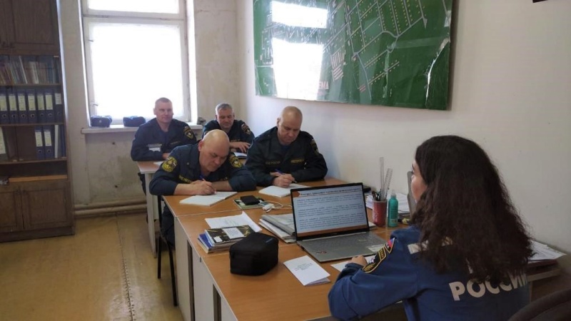 Пожарные Свердловской области  проходят психологическую подготовку