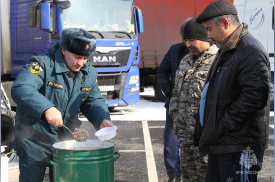 В Северной Осетии развернуты пункты обогрева и горячего питания