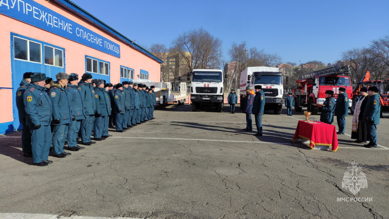 Автопарки двух регионов России пополнились новой пожарной спецтехникой