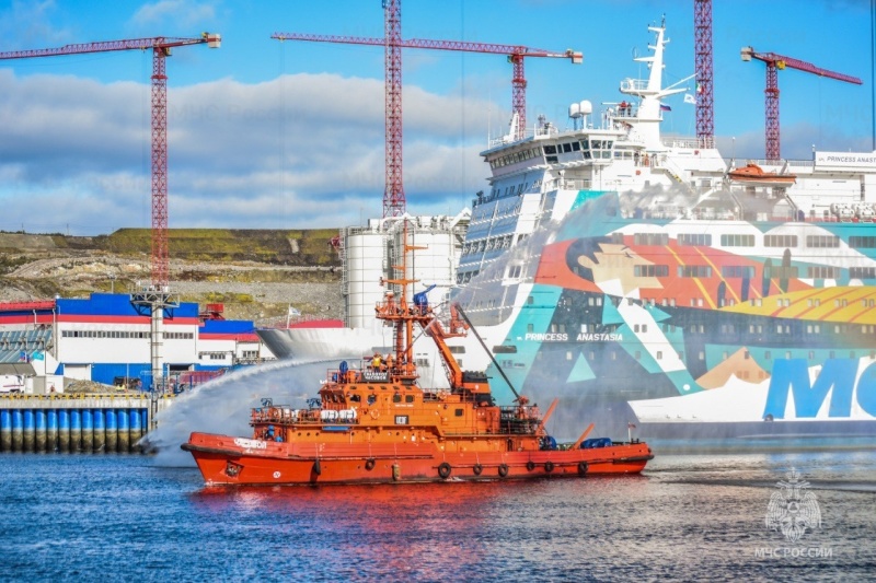 МЧС России готовит проведение масштабной арктической экспедиции