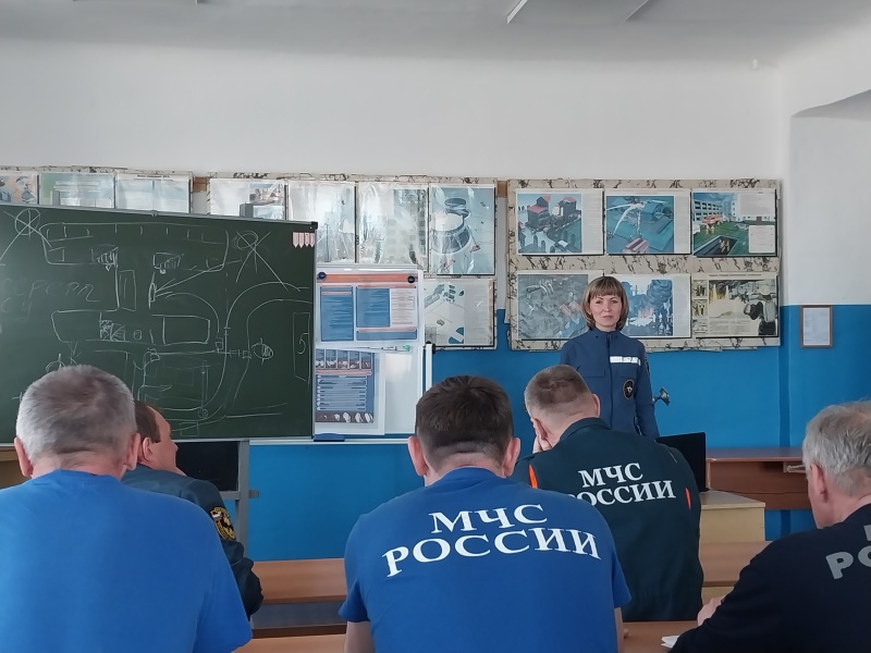 Пожарные Красноуральска завершили цикл занятий по психологической подготовке