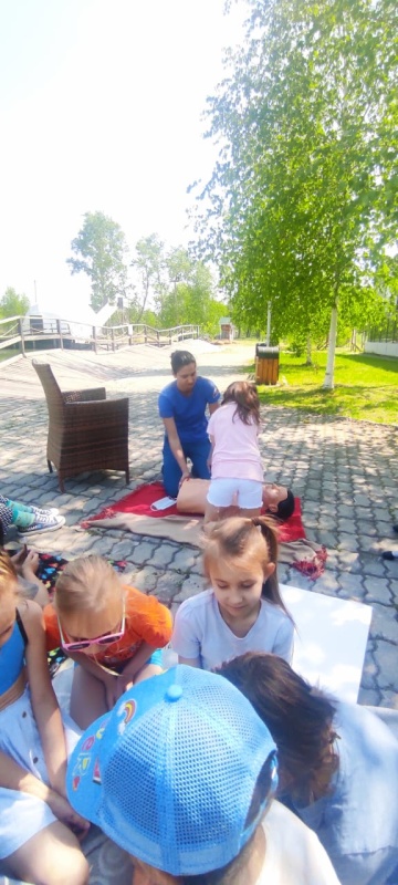 Школьники Хабаровска обучились навыкам оказания первой помощи