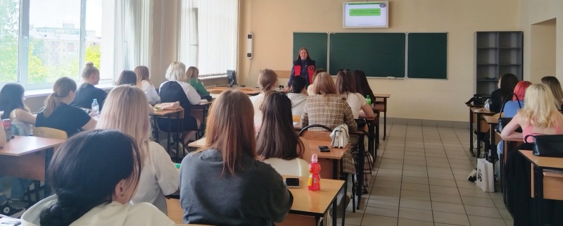 Первокурсники института экономики и предпринимательства ННГУ им. Н.И. Лобачевского показали свою способность выполнять основные мероприятия по оказанию первой помощи и психологической поддержки