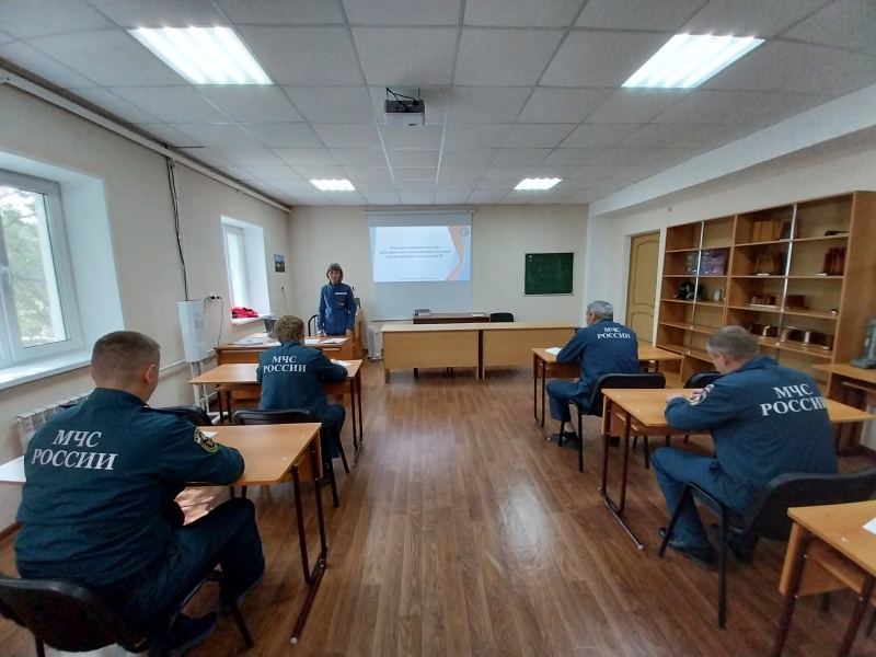 Психологи Уральского филиала провели занятия  по психологической подготовке для горноспасателей