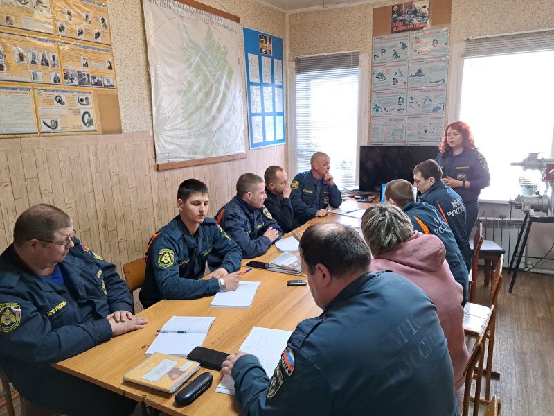 Психологи Сибирского филиала провели занятия по психологической подготовке для пожарных в г. Нижнеудинск