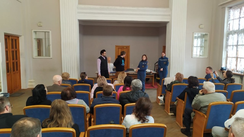 Работники театров города Севастополя и Республики Крым приняли участие в занятиях по первой помощи