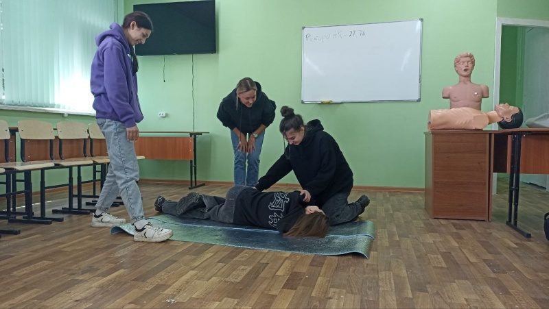 В Сосновоборске прошли мероприятия по обучению навыкам оказания первой помощи для студентов