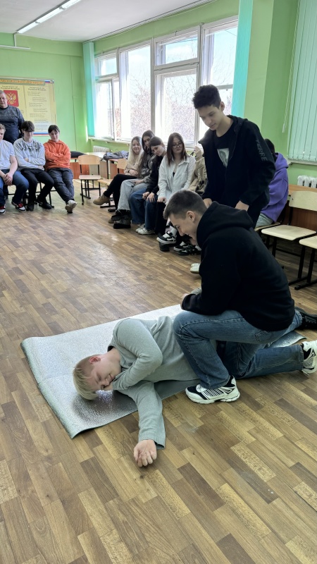 В Сосновоборске прошли мероприятия по обучению навыкам оказания первой помощи для студентов