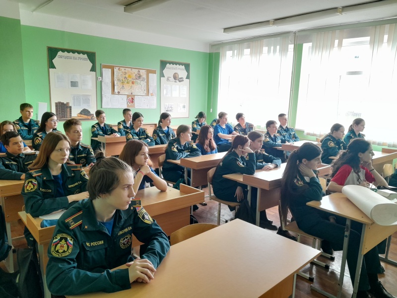 Психологи ГУ МЧС России по Тверской области провели открытый урок