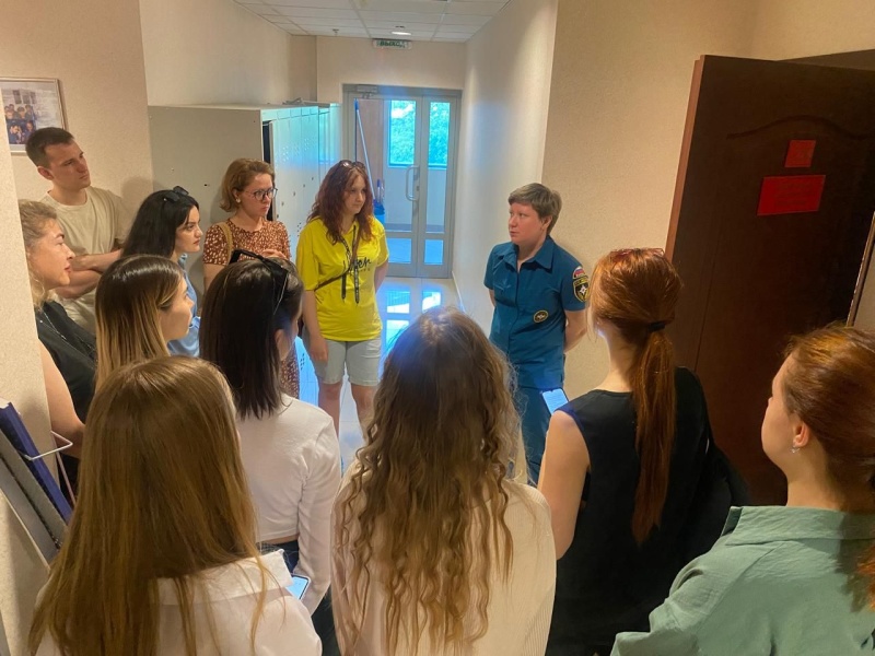 Уральские психологи провели  экскурсию для студентов-психологов