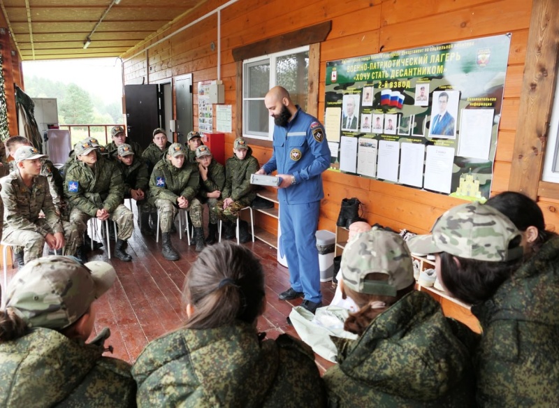 Воспитанники военно-патриотического лагеря закрепили навыки оказания первой помощи