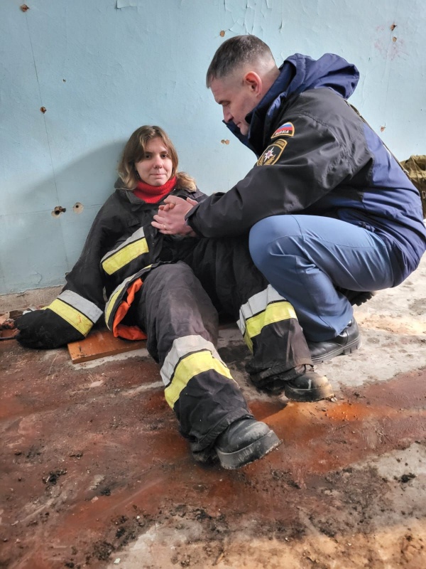 Саратовские психологи приняли участие в учениях на территории мебельного торгового центра