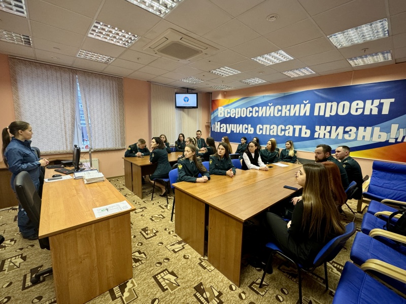 Специалисты Уральского филиала провели экскурсию для сотрудников Уральского таможенного управления