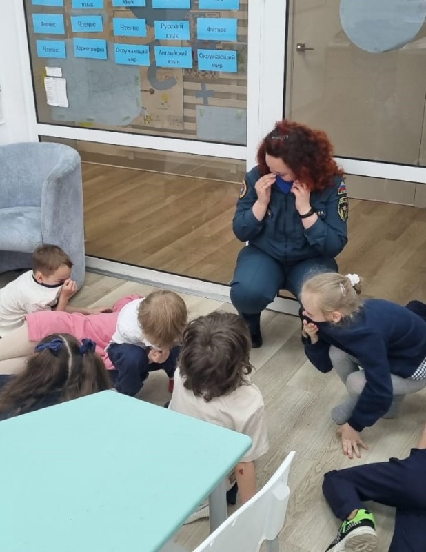 Психологи Сибирского филиала провели для детей занятия по культуре безопасного поведения, посвященные Дню пожарной охраны
