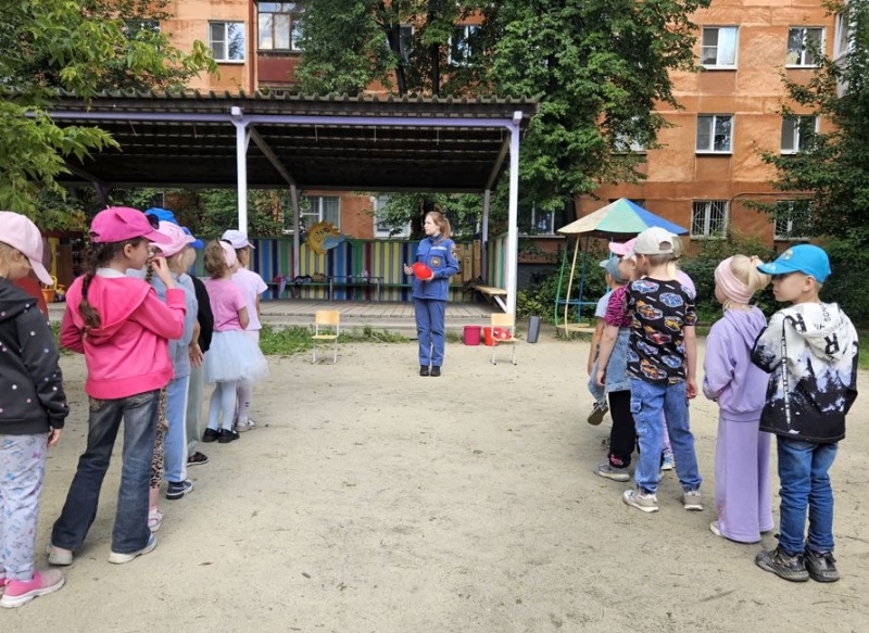 Уральские психологи научили детей правилам пожарной безопасности