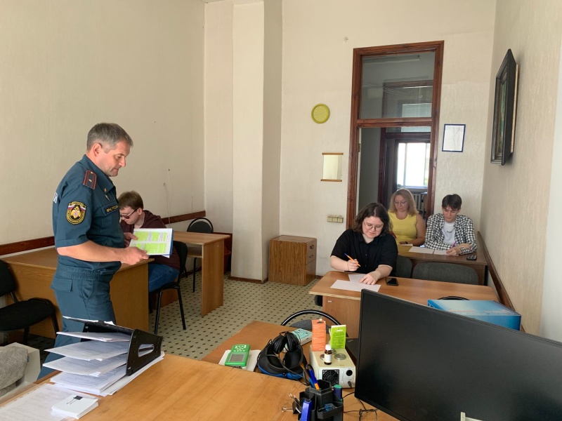 Психологи ГУ МЧС России по Саратовской области организовали практику для студентов СГТУ