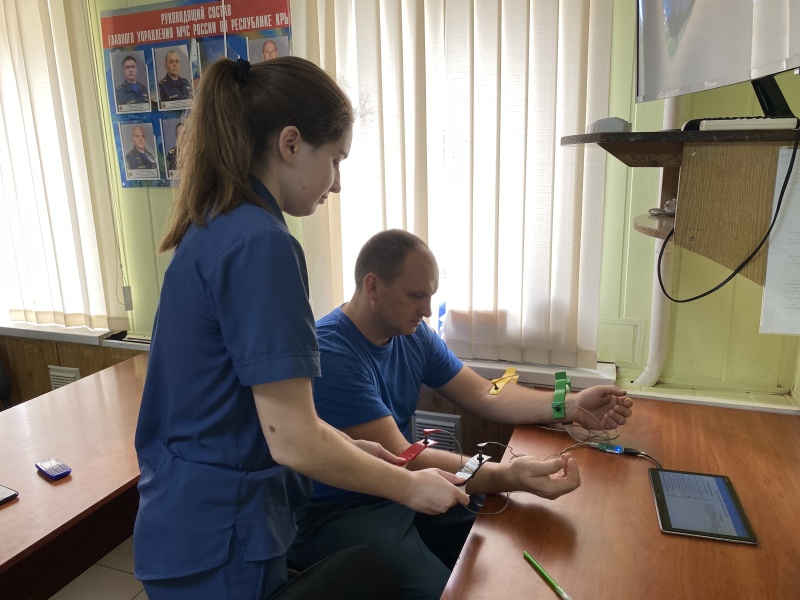 Психологами Крымского филиала продолжается работа по сопровождению деятельности личного состава