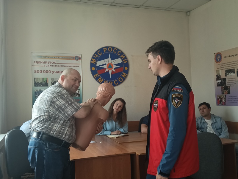 Психологи Сибирского филиала провели занятия  по первой помощи для сотрудников ГУ МВД России по Красноярскому кра