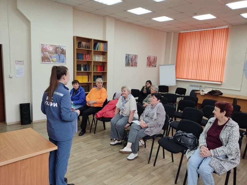 Уральские психологи провели занятие с людьми пожилого возраста