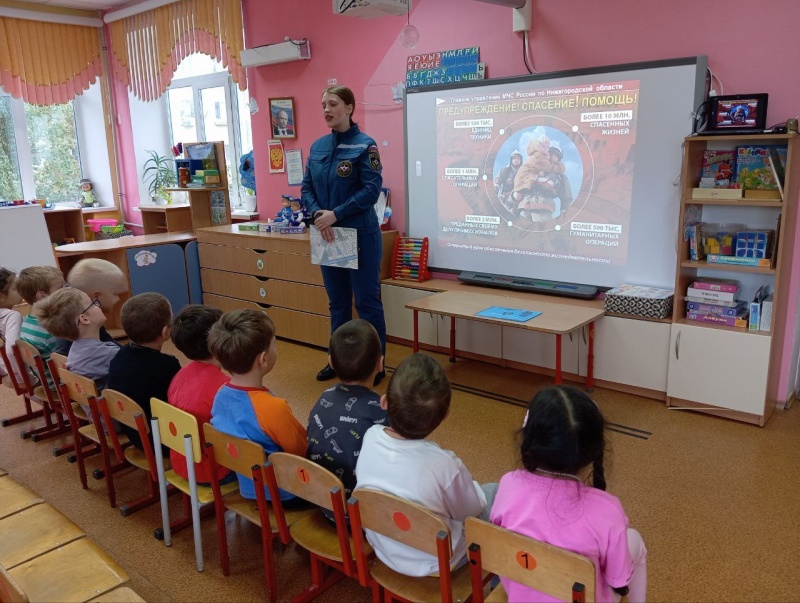 Специалисты Приволжского филиала ЦЭПП  МЧС России провели занятия по культуре безопасного поведения в детских садах Нижнего Новгорода