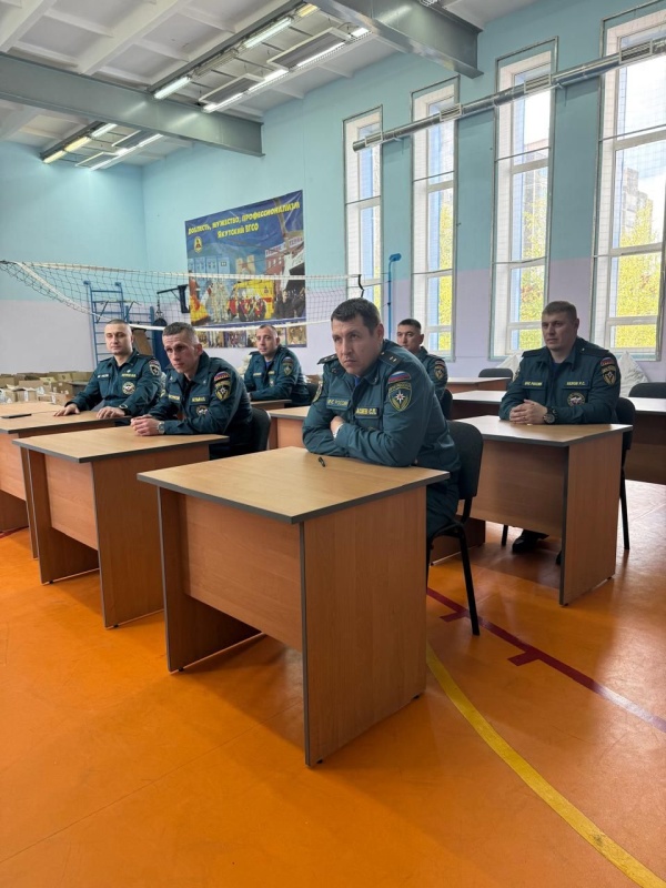 Специалисты Дальневосточного филиала провели занятия по психологической подготовке для горноспасателей в городе Мирный