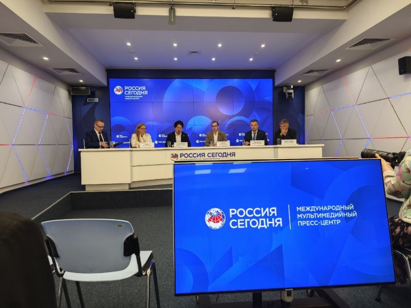 Юлия Шойгу: Наши практические пособия переведены на 33 языка народов России и иностранные языки