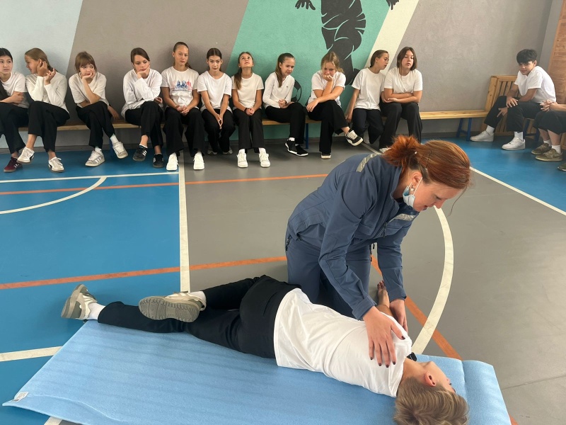 Психологи Крымского филиала провели занятия со школьниками Севастополя в рамках акции «Единый урок оказания первой помощи»