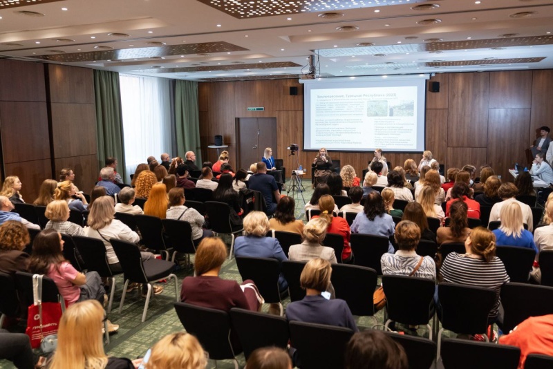 Юлия Шойгу приняла участие в дискуссионной площадке «Траектория развития психологической помощи различным категориям населения»