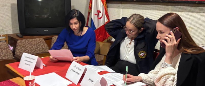 В Крымском филиале ФГБУ ЦЭПП МЧС России отработали навыки оказания экстренной психологической помощи при чрезвычайной ситуации, связанной с землетрясением