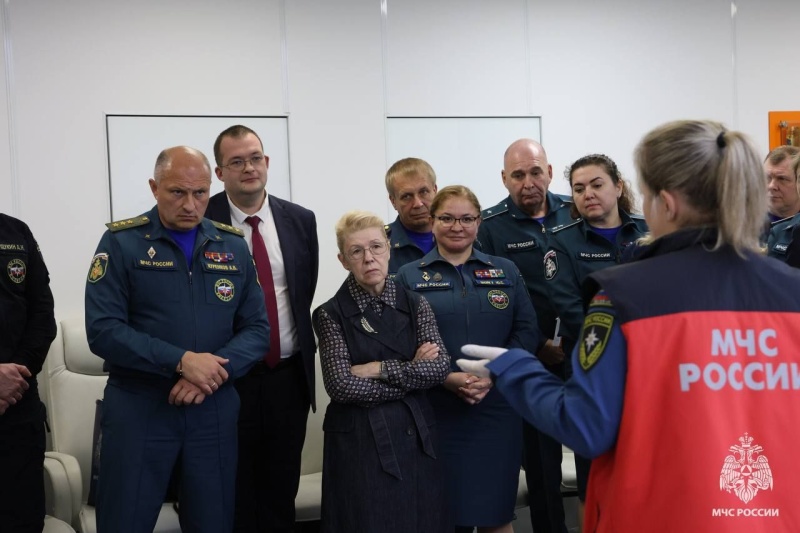 На Общественном совете при МЧС России директор ЦЭПП МЧС России Юлия Шойгу представила работу по популяризации первой помощи и психологической поддержки среди населения