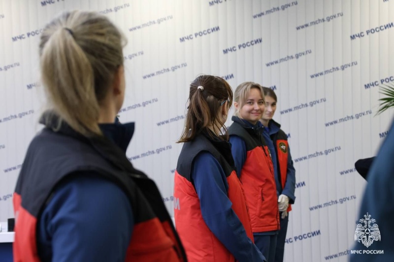 На Общественном совете при МЧС России директор ЦЭПП МЧС России Юлия Шойгу представила работу по популяризации первой помощи и психологической поддержки среди населения