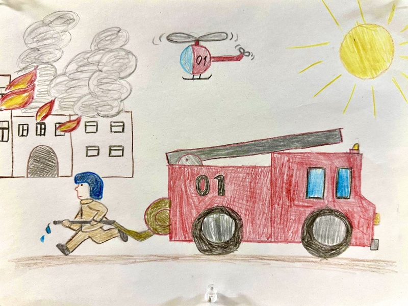 В Северо-Западном филиале ЦЭПП МЧС России организована тематическая выставка рисунков детей к 35-летию создания МЧС России