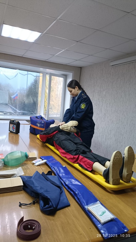 В Пензе специалисты психологической службы УФСИН обучились алгоритму оказания первой помощи и психологической поддержки пострадавшим в чрезвычайных ситуациях