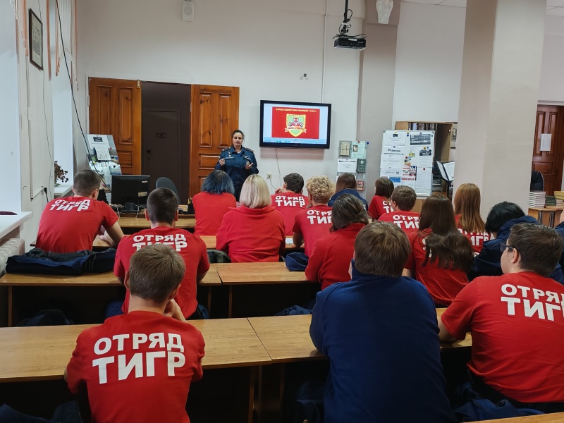 В Пензе участники молодежного студенческого отряда помощи полиции «Тигр» обучились техникам оказания психологической поддержки пострадавшим в кризисных ситуациях