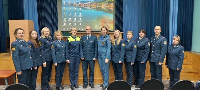 В Перми психолог МЧС России рассказала личному составу исправительной колонии о роли эмоций в жизни человека