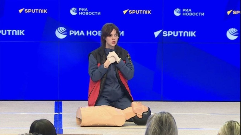 Психологи ЦЭПП МЧС России провели мастер-класс по оказанию первой помощи для сотрудников «РИА Новости»