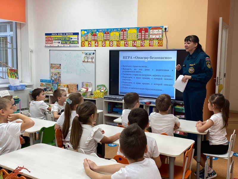 В преддверии наступления холодов нижегородские дошкольники повторили правила поведения на воде