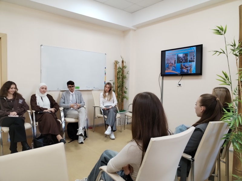 Специалисты Северо-Кавказского филиала приняли участие в Неделе психологии 2025 на базе Пятигорского государственного университета