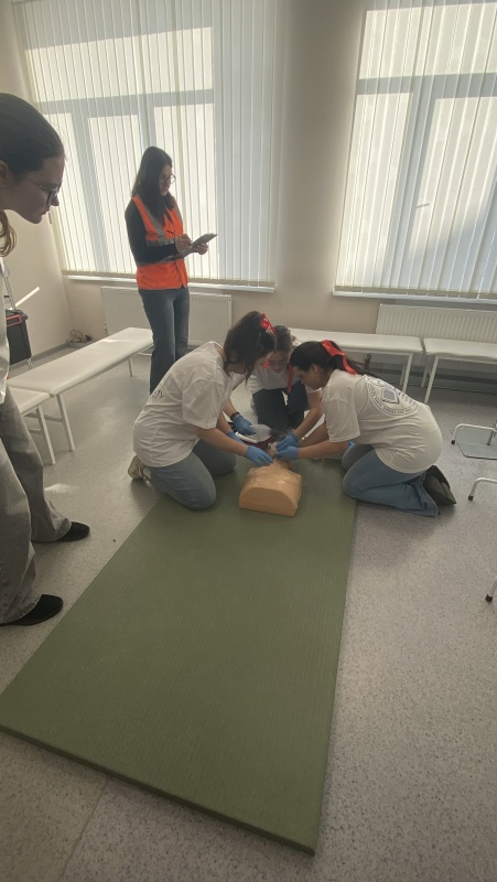 Добровольцы Хабаровского отделения МОД СПДЛ «Надежда» приняли участие в краевых соревнованиях по оказанию первой помощи.