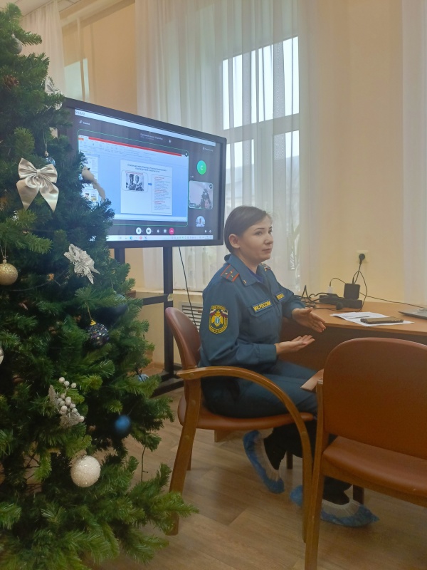 Психологи МЧС России обсудили с коллегами из организаций РСЧС важность профилактики негативных психологических последствий у психологов экстремального профиля