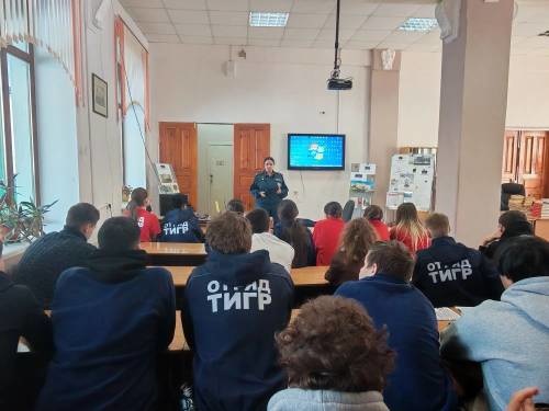 В Пензе участники молодежного студенческого отряда для помощи полиции «Тигр» обучились алгоритму оказания первой помощи пострадавшим в чрезвычайных ситуациях